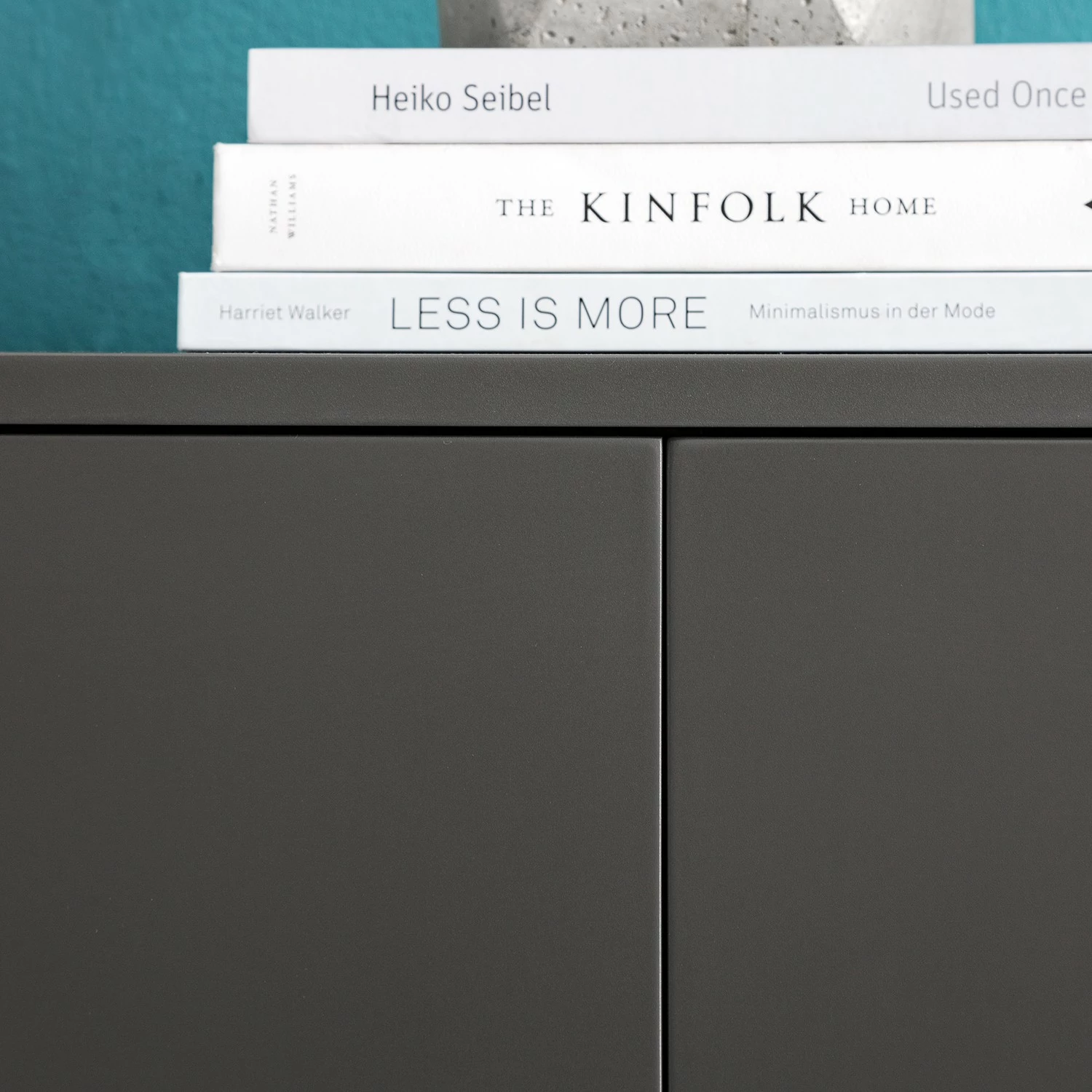 Studio Copenhagen Hochkommode Harma - Dunkelgrau – Bild 9