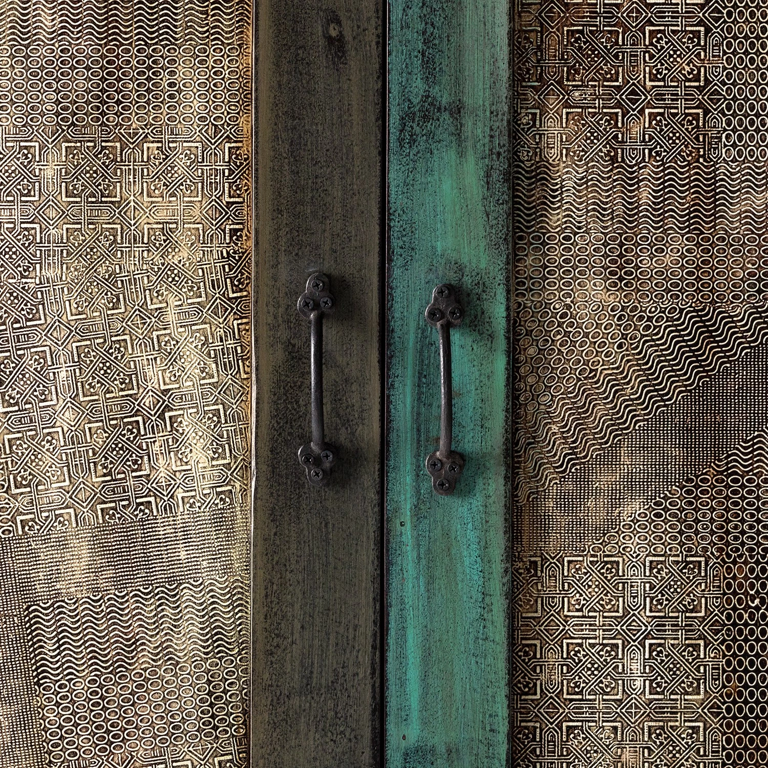 Wolf-Möbel Drehtürenschrank Goa - Akazie massiv - Akazie Braun – Bild 8