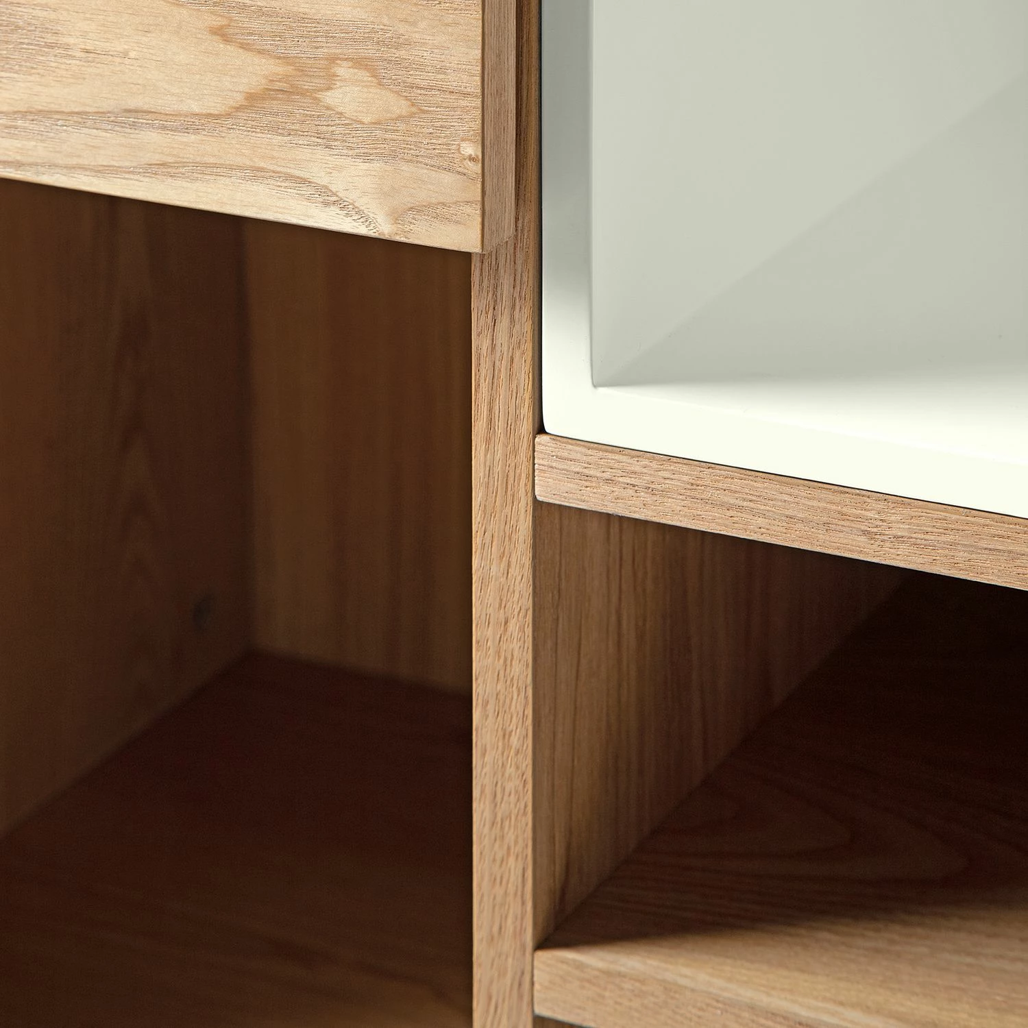 Studio Copenhagen Kommode Vallsta ll - Esche / Schwarz – Bild 9