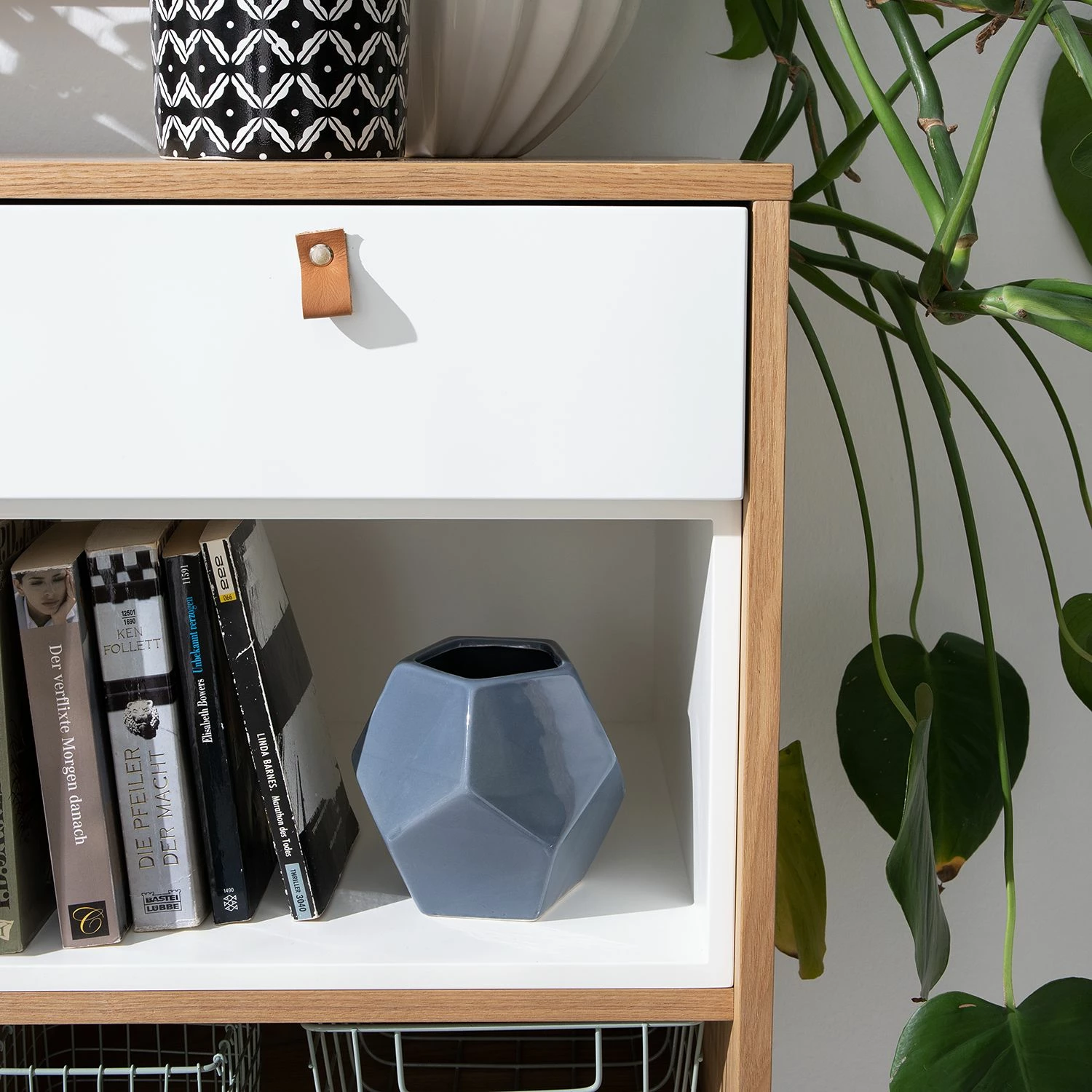 Studio Copenhagen Kommode Vallsta ll - Esche / Schwarz – Bild 12