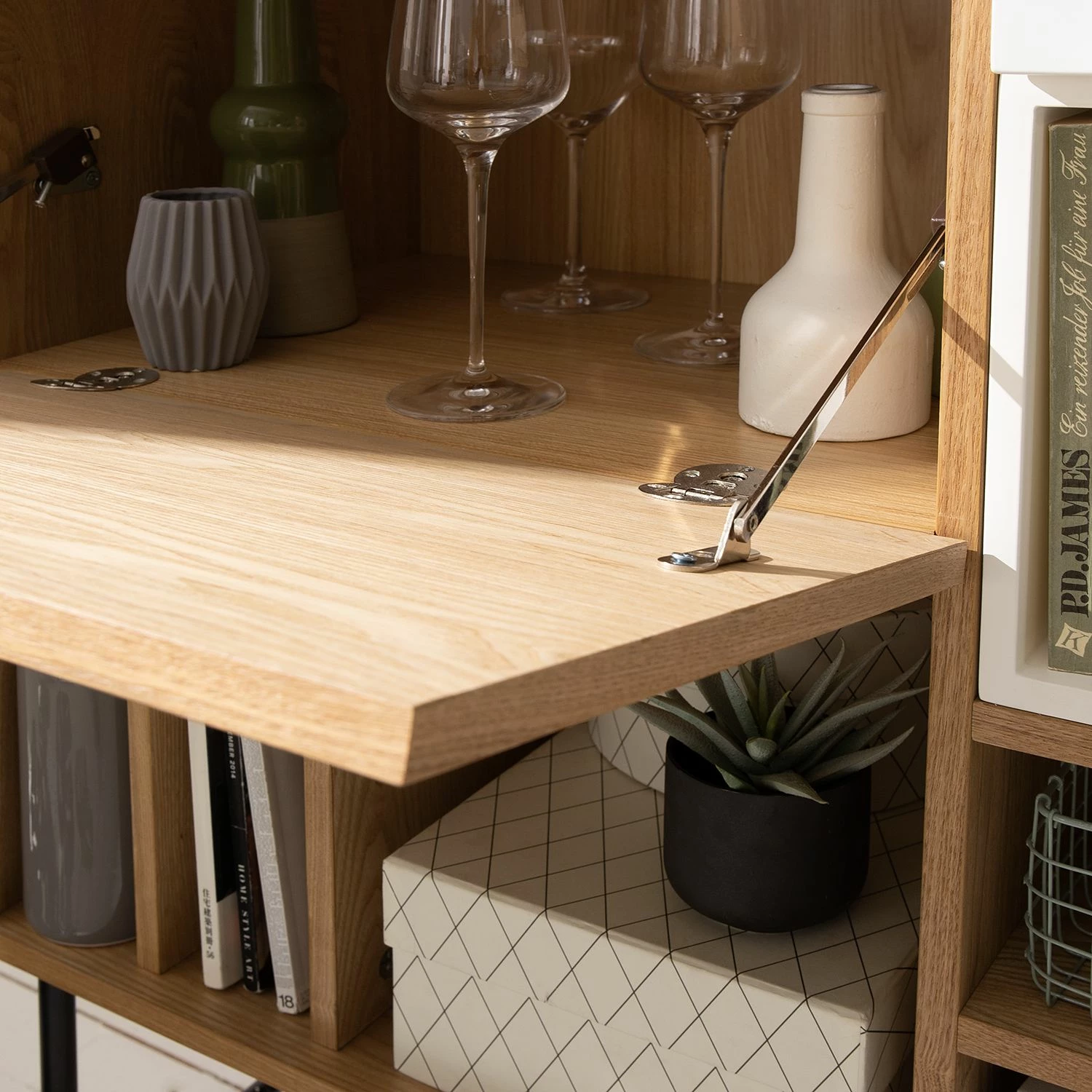 Studio Copenhagen Kommode Vallsta ll - Esche / Schwarz – Bild 15