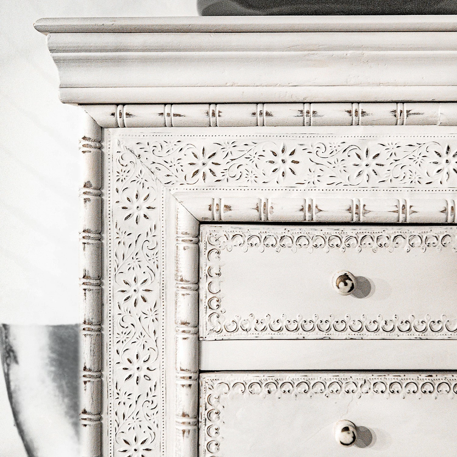 Ridgevalley Kommode Missoula - Mango massiv - Vintage Weiß – Bild 3