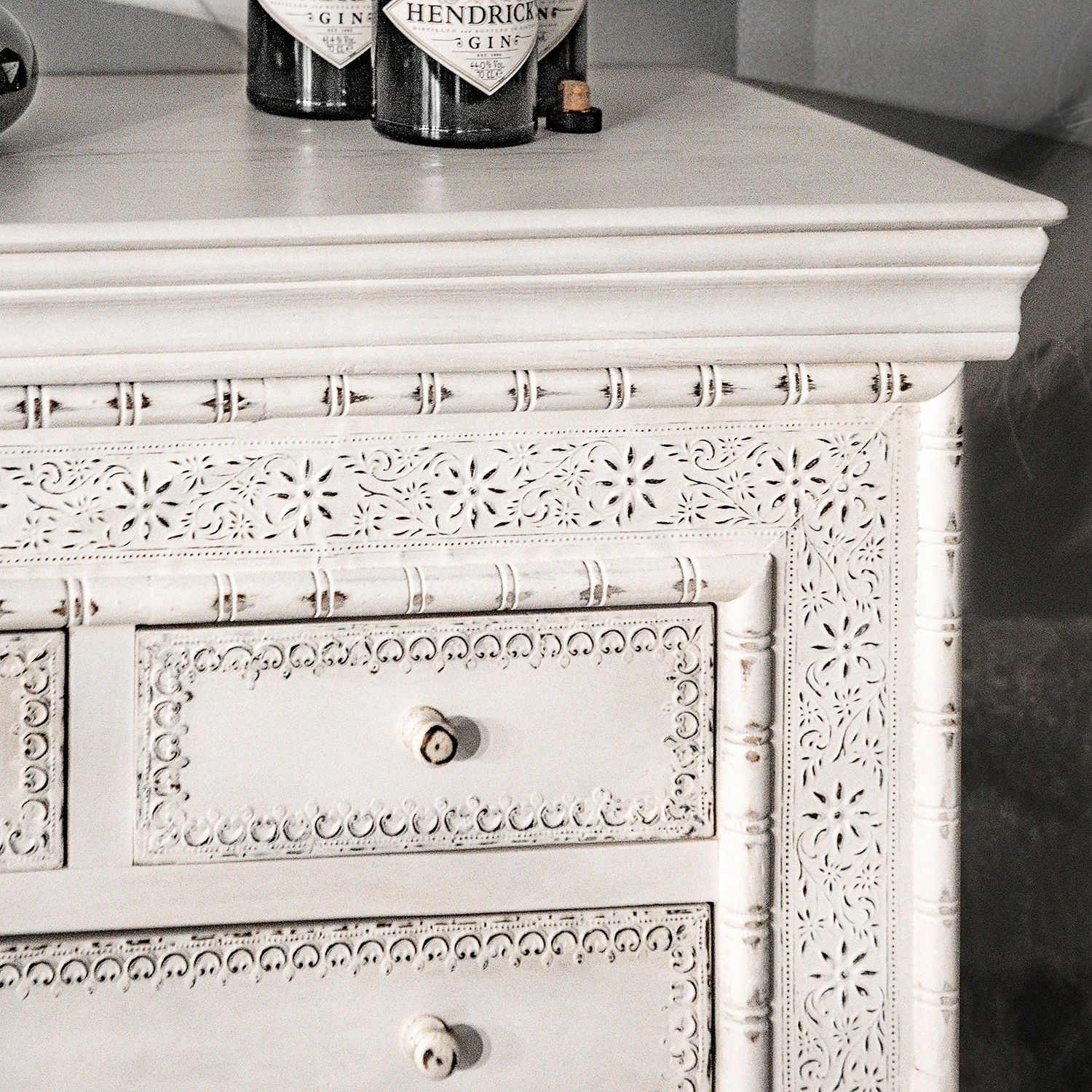 Ridgevalley Kommode Missoula - Mango massiv - Vintage Weiß – Bild 4