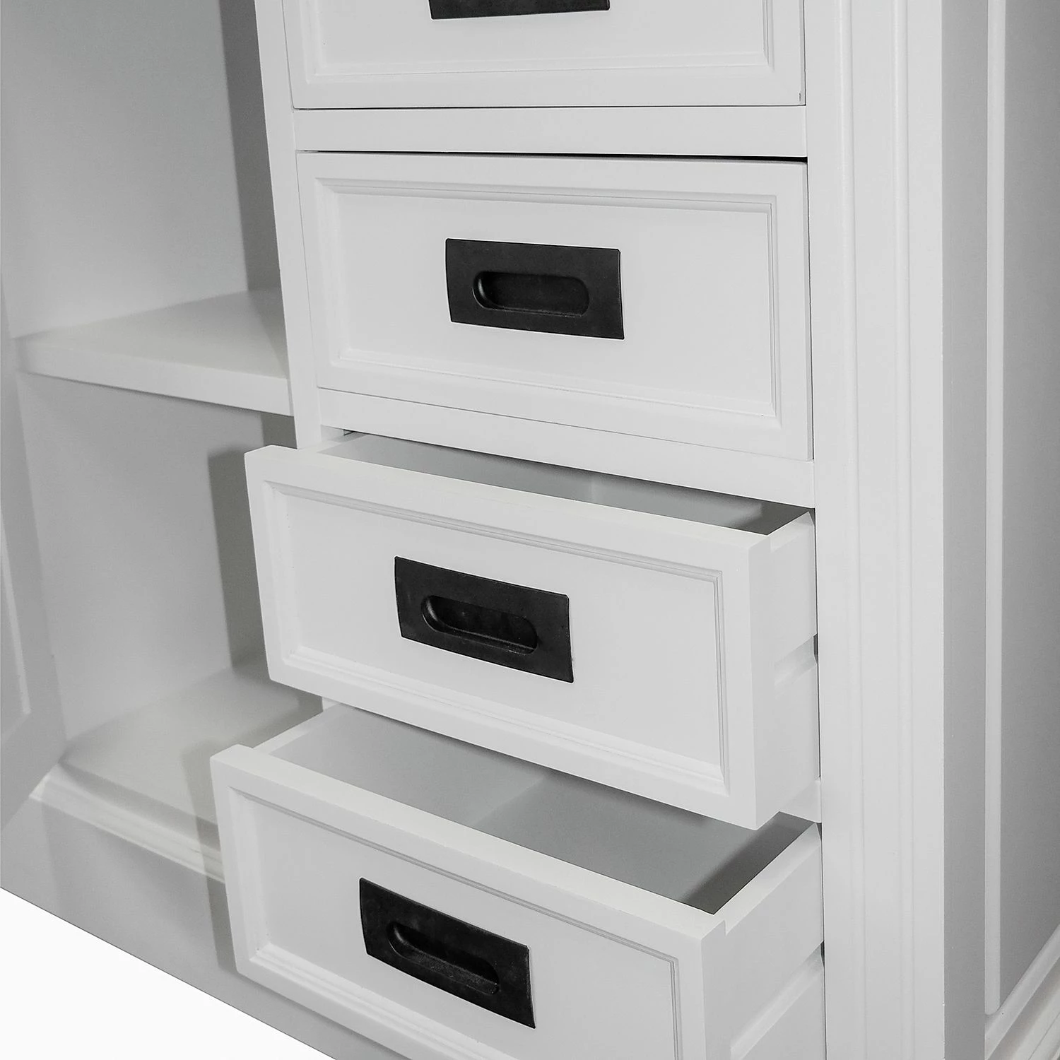 Maison Belfort Kommode Nasinu V - Paulownia teilmassiv - Weiß / Antik Grau – Bild 2