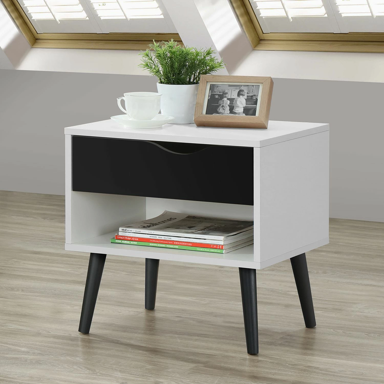 Mørteens Nachtkommode Sunndal I - Gummibaum teilmassiv – Bild 2