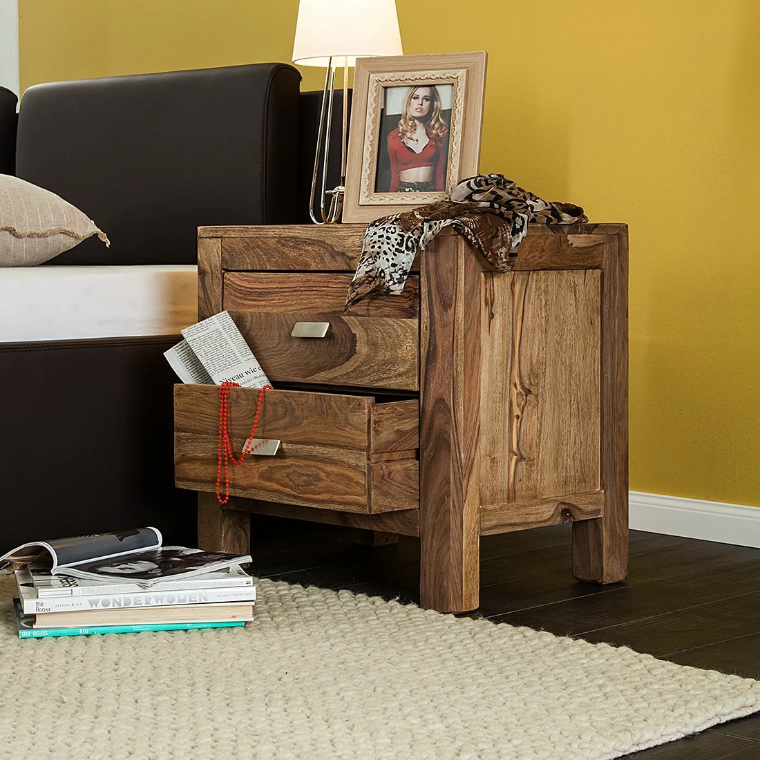 Wolf-Möbel Nachtkommode Yoga - Sheesham Holz Natur – Bild 10