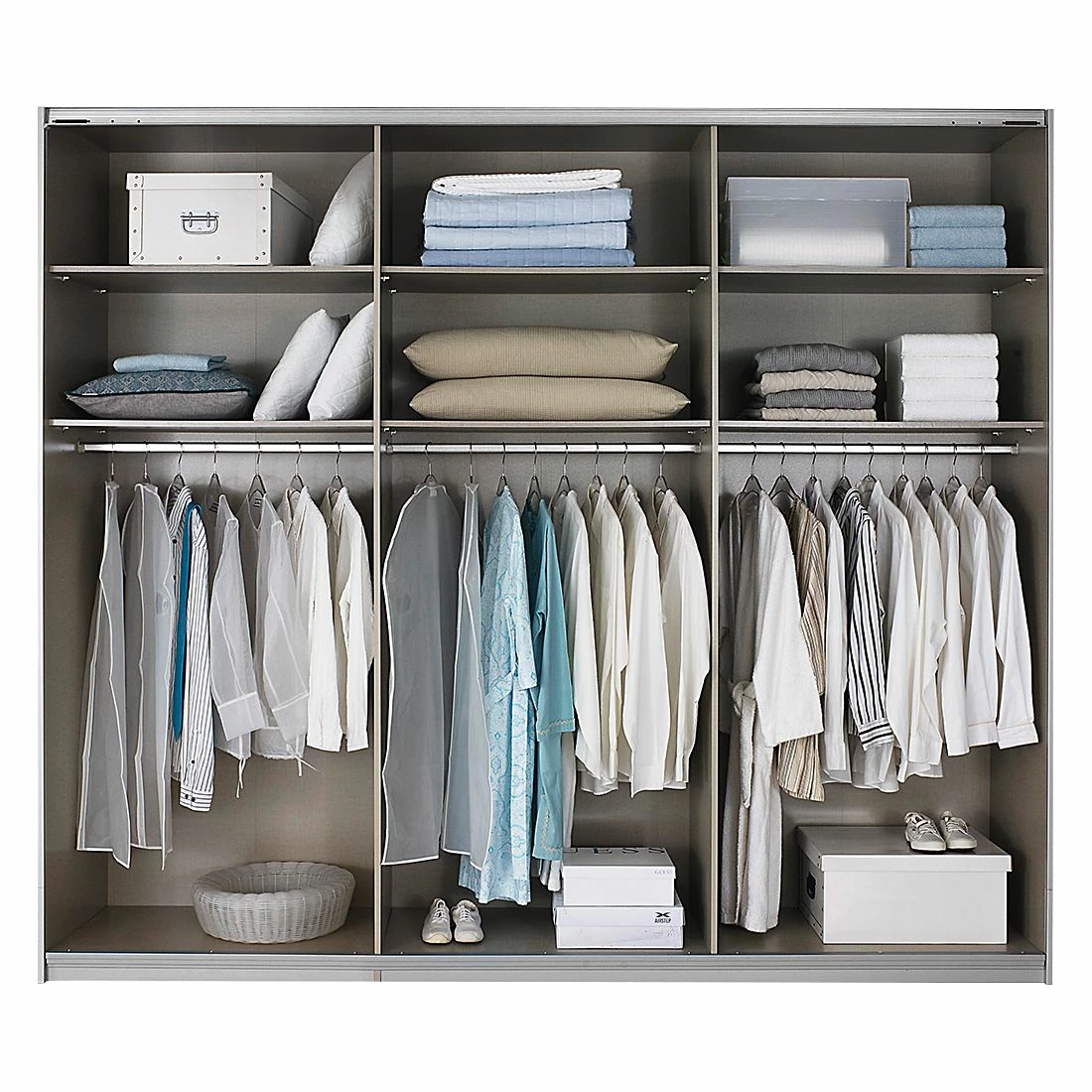 Rauch Orange Schwebetürenschrank Quadra I - Eiche Sanremo Hell Dekor / Hochglanz Weiß - Breite x Höhe: 271 x 230 cm – Bild 4